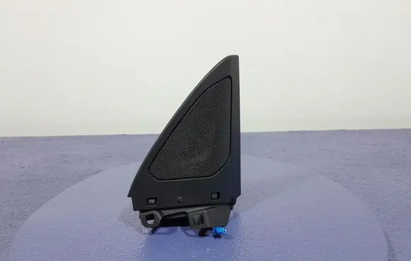 BMW 2 F45 Subwoofer speaker 2622802
