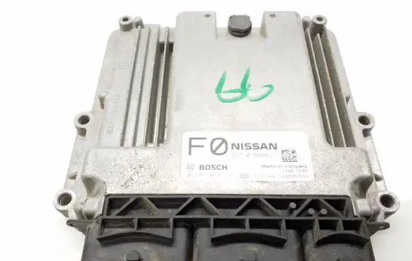 Nissan Qashqai Engine control unit/module 23710BB58C 0281018751