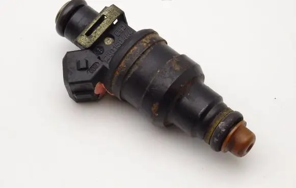 Audi A4 S4 B5 8D Fuel injector 058133551A 0280150444