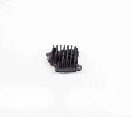 Tesla Model 3 LED ballast control module CPCMA18 B109037B
