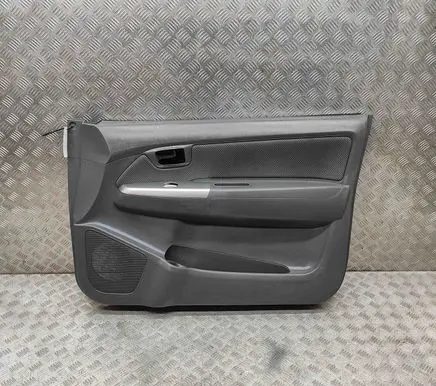 Toyota Hilux (AN10, AN20, AN30) Front door card panel trim 676110K070