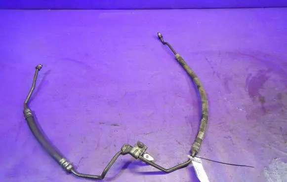 Power steering hose/pipe/line