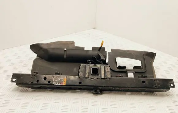 Opel Zafira C Top upper radiator support slam panel 13354567