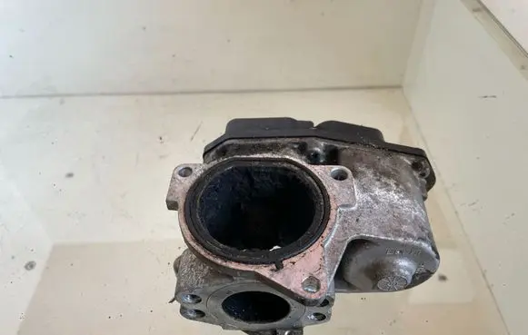Audi A4 S4 B8 8K EGR valve 03L131501E