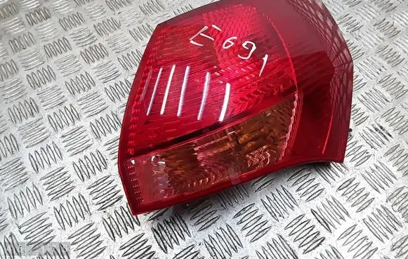 KIA Venga Rear/tail lights 924021p000