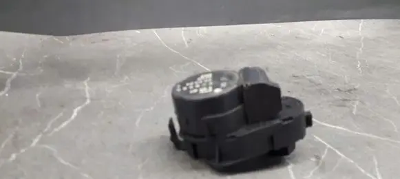 BMW X3 E83 A/C air flow flap actuator/motor 6934821