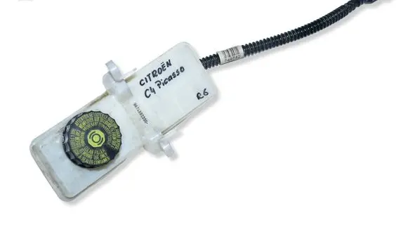 Citroen C4 II Picasso Brake fluid reservoir 9674882280