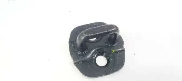 Nissan Murano Z50 Rear door lock loop/hook striker 