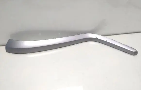 Dashboard glove box trim