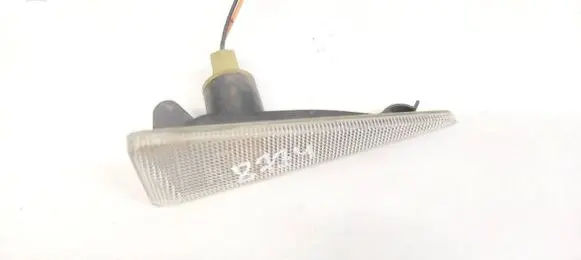 Renault Scenic II - Grand scenic II Front fender indicator light 8200027150