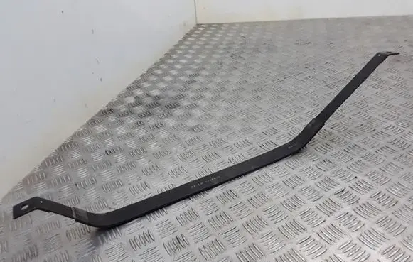 KIA Carens III Fuel tank mounting bracket 