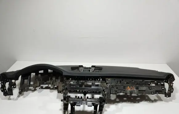 Porsche Cayenne (9Y0 9Y3) Dashboard 9Y1857033M