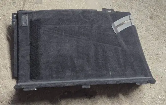 BMW 5 G30 G31 G38 Trunk/boot lower side trim panel 7437921