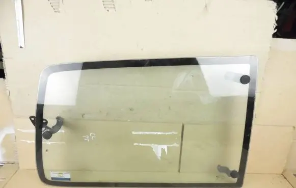 Fiat 500 Cinquecento Side middle window/glass 