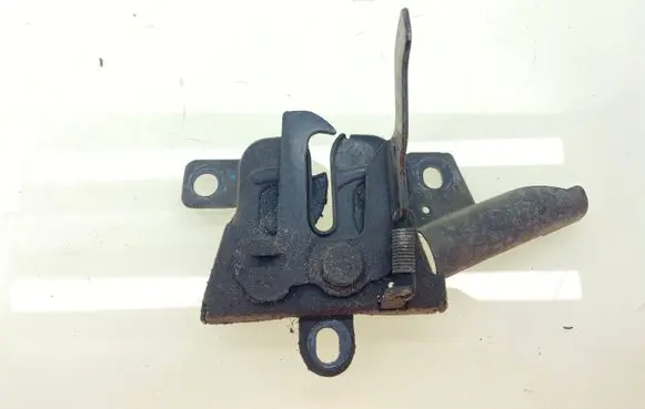 Subaru Legacy Engine bonnet/hood lock/catch 57310AG010 57310AG