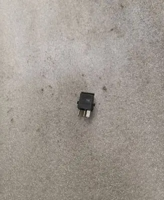 BMW 5 E34 Other relay V23073B1005X18 61361393412