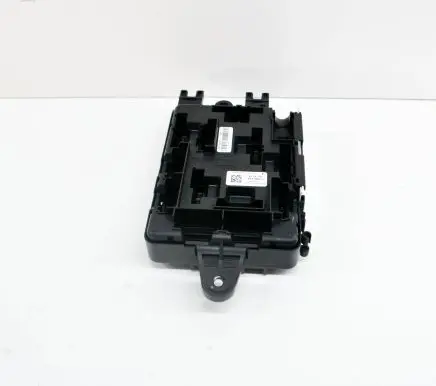 BMW 4 F32 F33 Fuse module 9337880 9337884