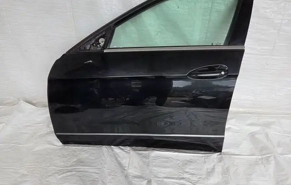 Mercedes-Benz E W212 Front door 