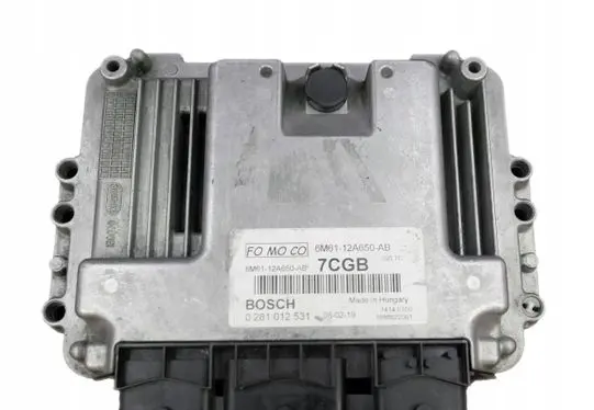 Ford Focus Engine control unit/module 6M6112A650AB