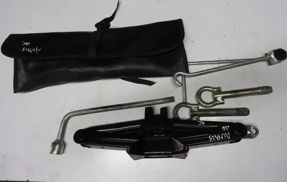 Toyota Auris 150 Glove box set 