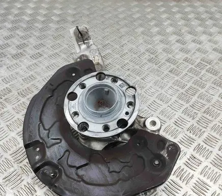 Mercedes-Benz C W206 Front wheel hub A0004216900 A2233340200