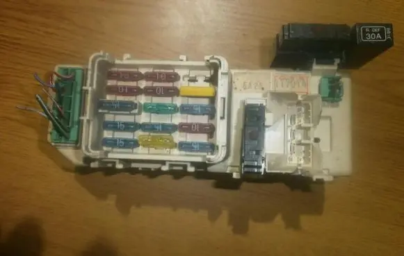 Mazda MX-3 Fuse box set