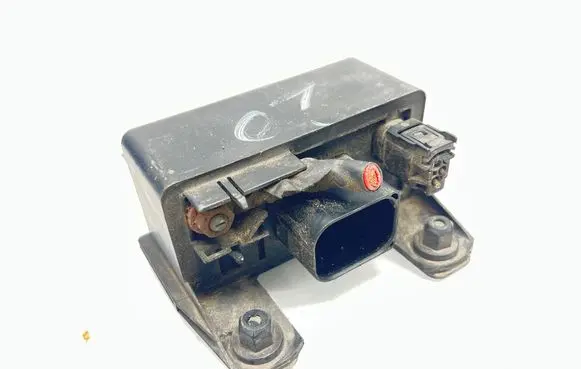 Mercedes-Benz C W203 Glow plug pre-heat relay 0255452832