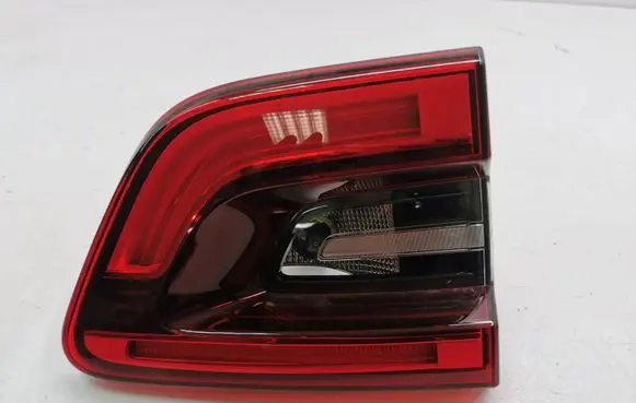 Renault Kadjar Tailgate rear/tail lights 265550151R 90061332