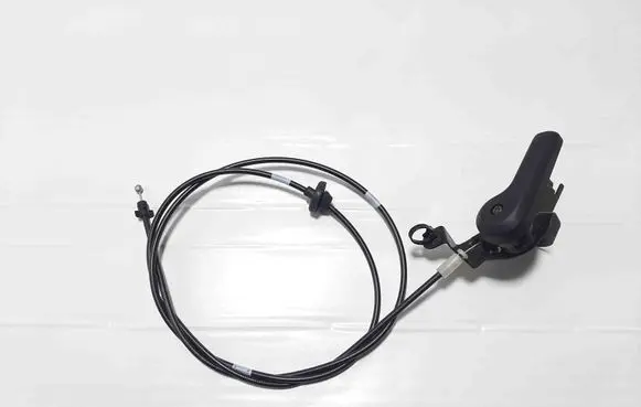 Engine bonnet (hood) release handle