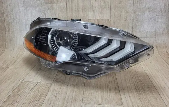 Ford Mustang VI Headlight/headlamp 84132P46E 85015890810751 D903900657