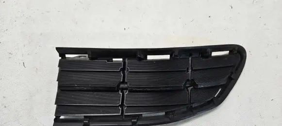 Toyota RAV 4 (XA40) Front bumper lower grill 5312742G40