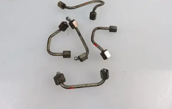Citroen Xantia Fuel injector supply line/pipe 
