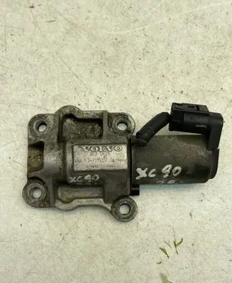 Volvo XC90 Camshaft vanos timing valve 8670421 021010 F34711502