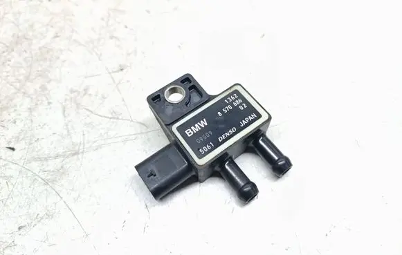 BMW 3 F30 F35 F31 Exhaust gas pressure sensor 8570686 13628570686
