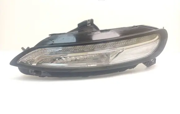 Jeep Cherokee Headlight/headlamp F00HTC500908 68157105AM 130732948901