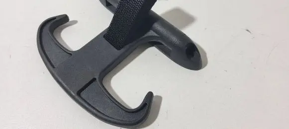 Audi A6 S6 C7 4G Tie down hook / loop 4G5867615