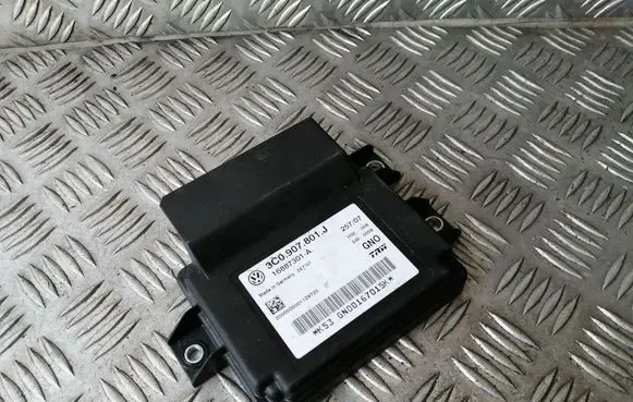 Volkswagen PASSAT B6 Hand brake control module 3C0907801J
