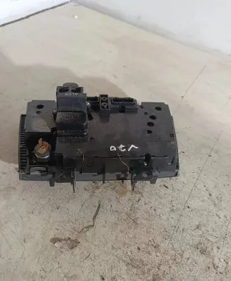 Volvo V70 Climate control unit