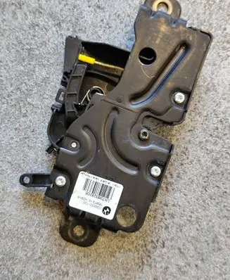 BMW 5 G30 G31 G38 Loading door lock C33550100 C33550 UK738328306