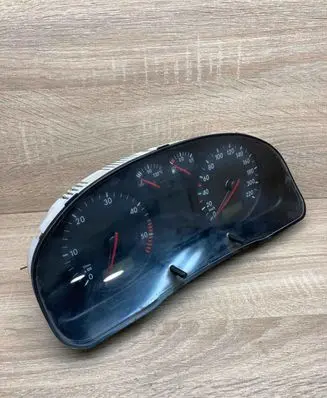 Volkswagen PASSAT B5 Speedometer (instrument cluster) 3B0919861J 006148h23 9051940090