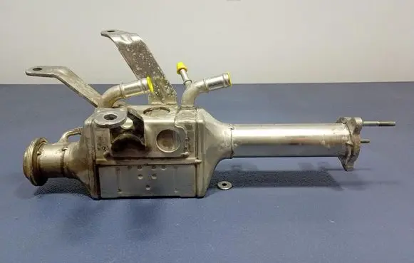 Audi Q7 4L EGR valve cooler 059131508CP