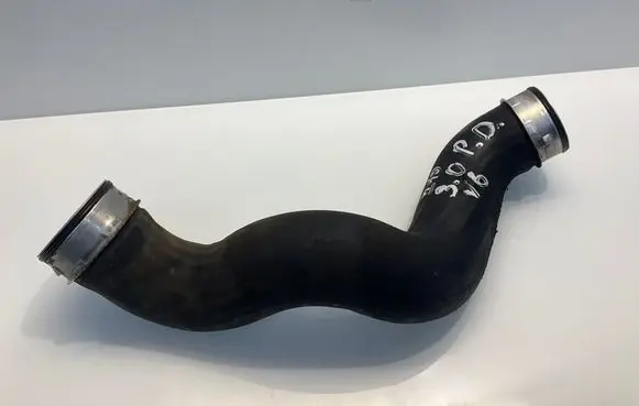 Intercooler hose/pipe