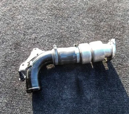 Ford C-MAX II Intercooler hose/pipe AV616C750AC