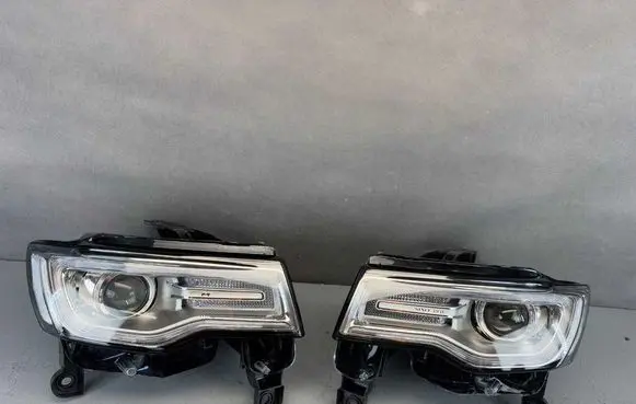 Jeep Cherokee Headlights/headlamps set 103419012986