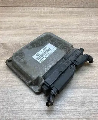 Volkswagen Lupo Engine control unit/module ECU 047906027 5WP433102