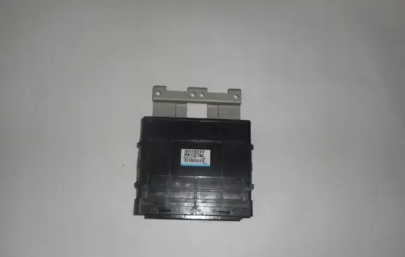 Mitsubishi Lancer Engine control unit/module MN132784