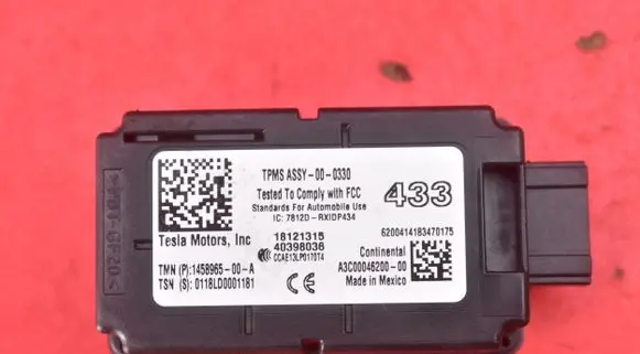 Tesla Model 3 Sensor 1458965-00-A
