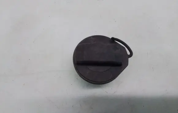 Volkswagen Golf VI Fuel tank filler cap 
