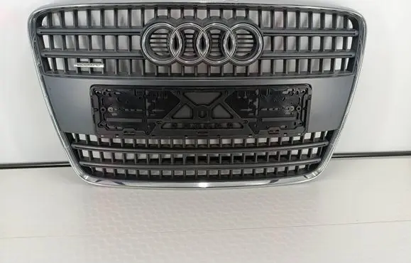 Audi Q7 4L Front bumper upper radiator grill 4L0853651