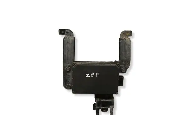 Opel Zafira C Distronic sensor radar 13389999 13390423 28085610